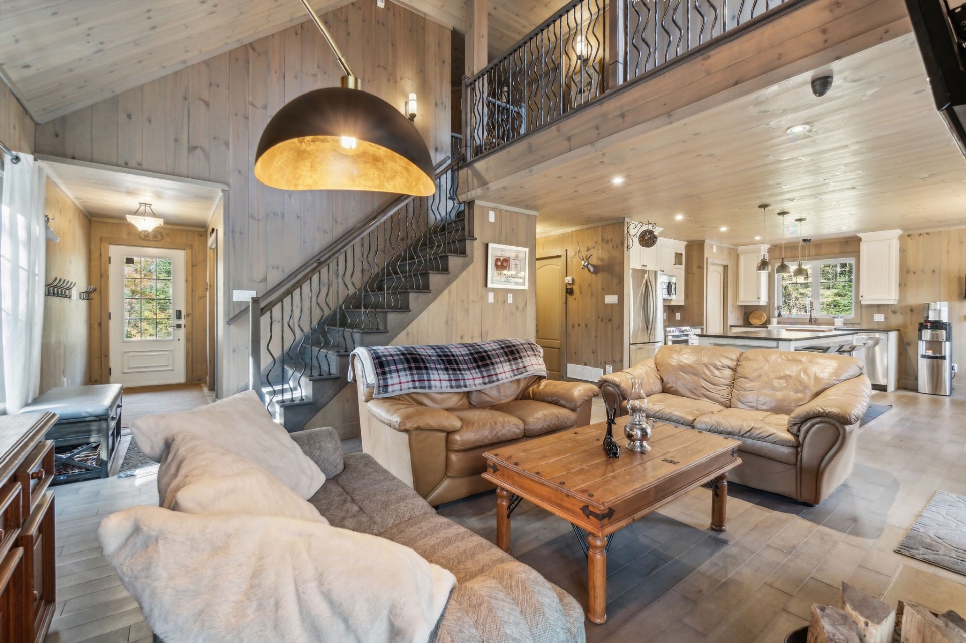 









12


Imp. du Chardonnet

,
Lac-Supérieur,




QC
J0T1P0

