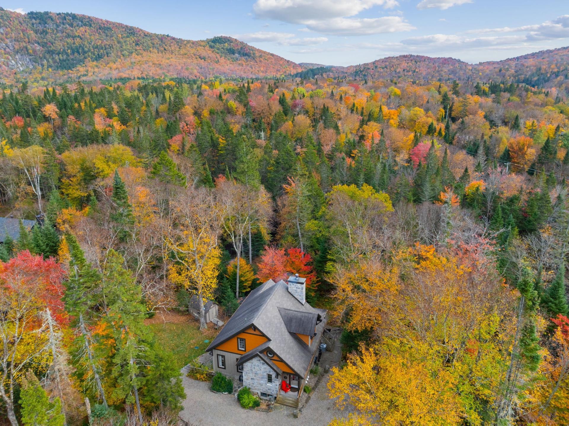 









12


Imp. du Chardonnet

,
Lac-Supérieur,




QC
J0T1P0


