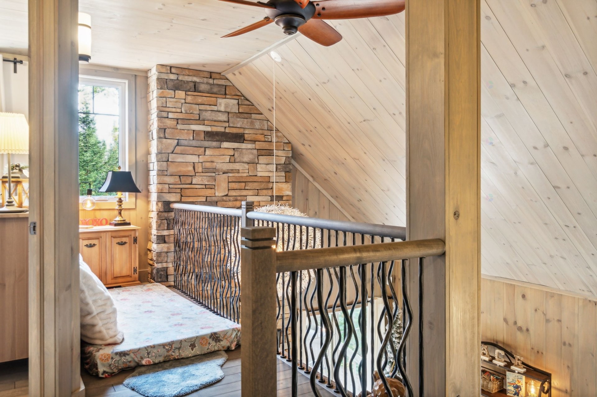 









12


Imp. du Chardonnet

,
Lac-Supérieur,




QC
J0T1P0

