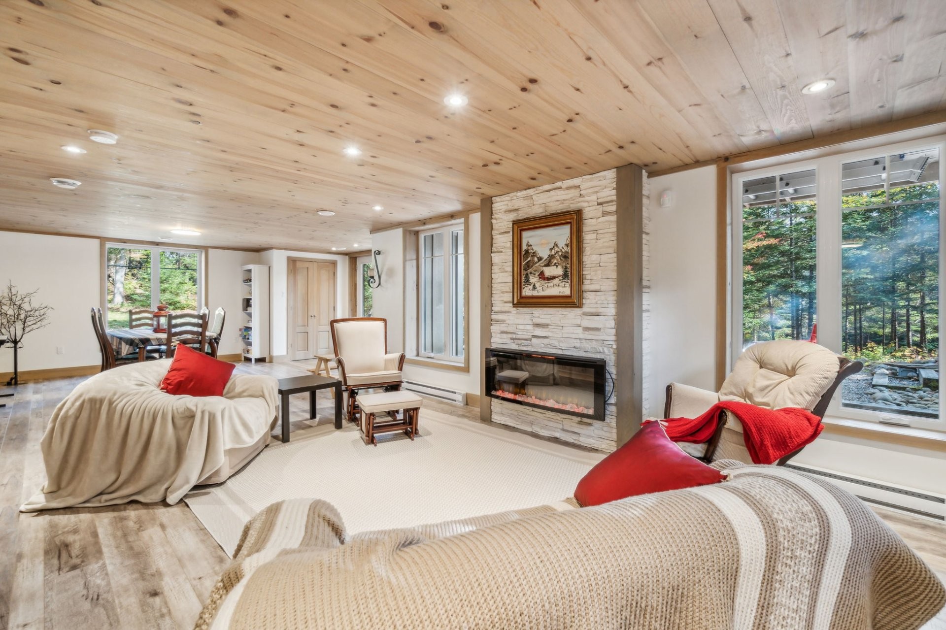 









12


Imp. du Chardonnet

,
Lac-Supérieur,




QC
J0T1P0

