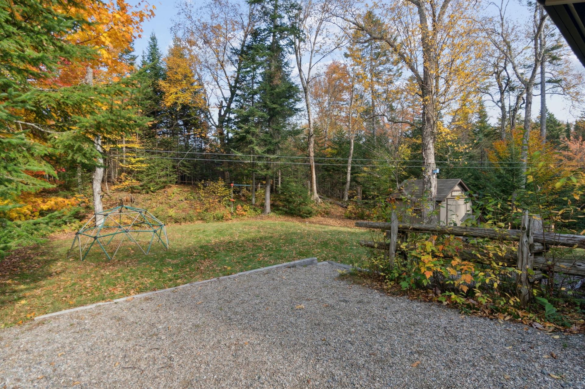 









12


Imp. du Chardonnet

,
Lac-Supérieur,




QC
J0T1P0

