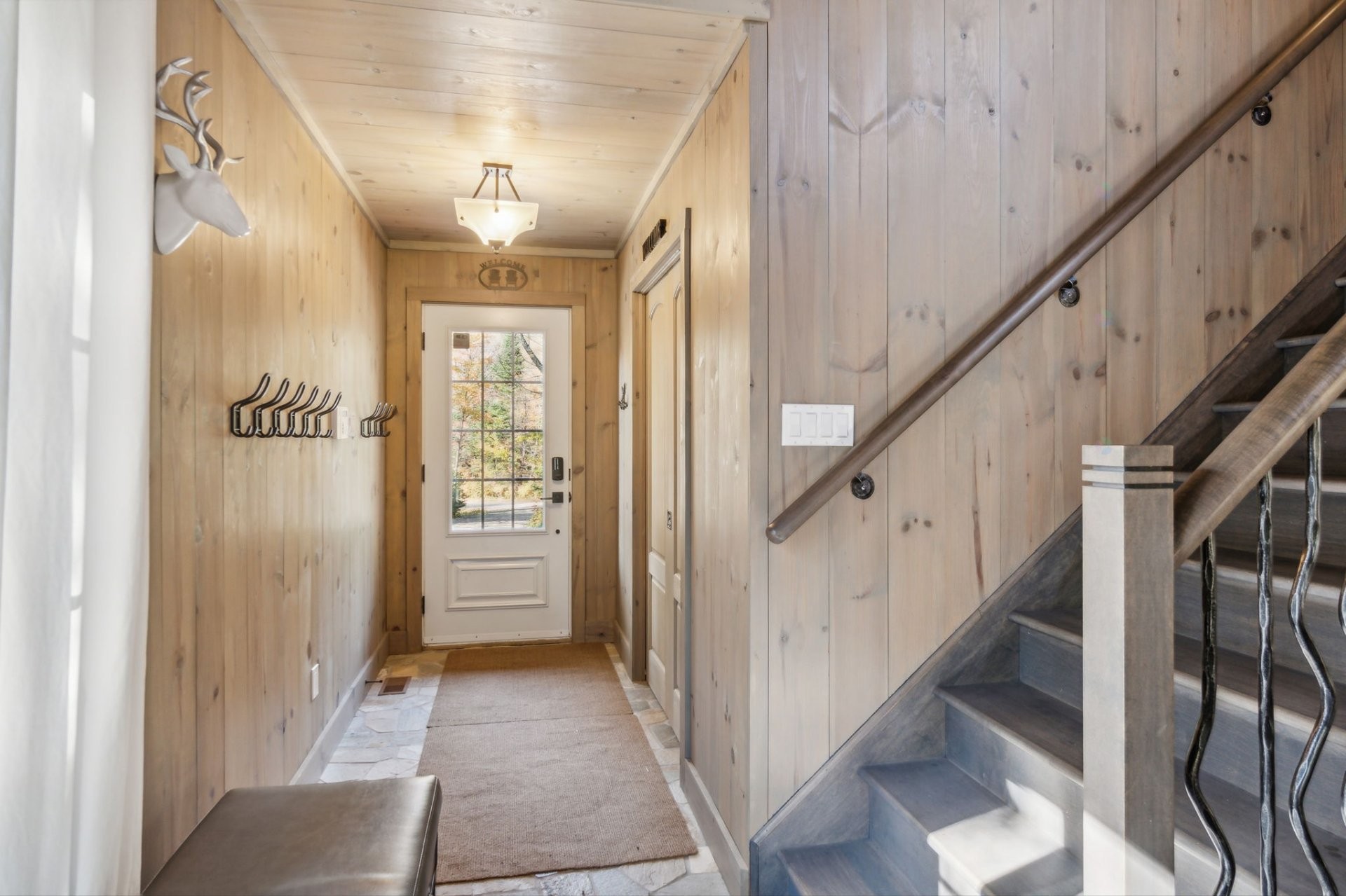









12


Imp. du Chardonnet

,
Lac-Supérieur,




QC
J0T1P0

