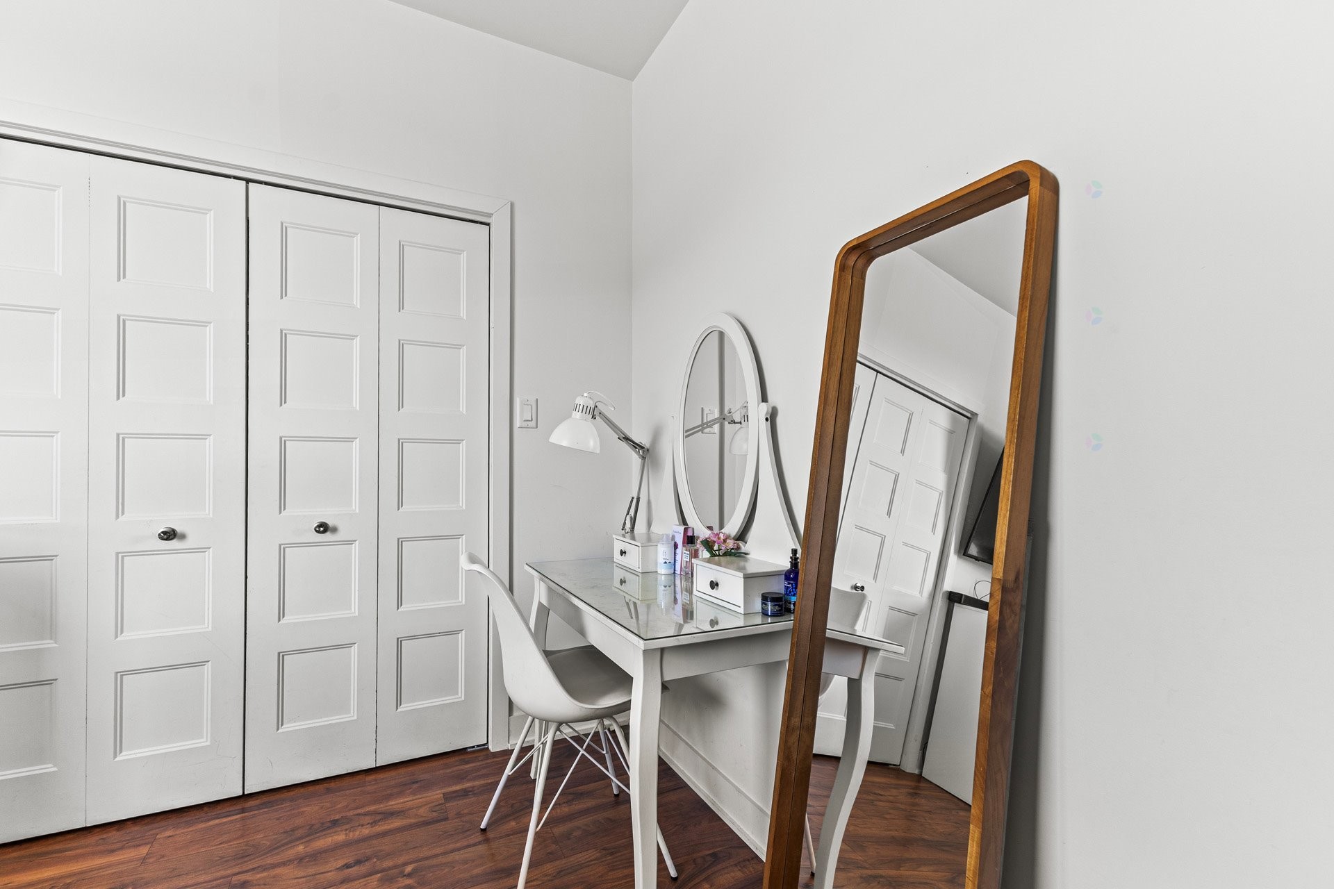 









7255


Rue de Lunan

, 223,
Brossard,




QC
J4Y0N4

