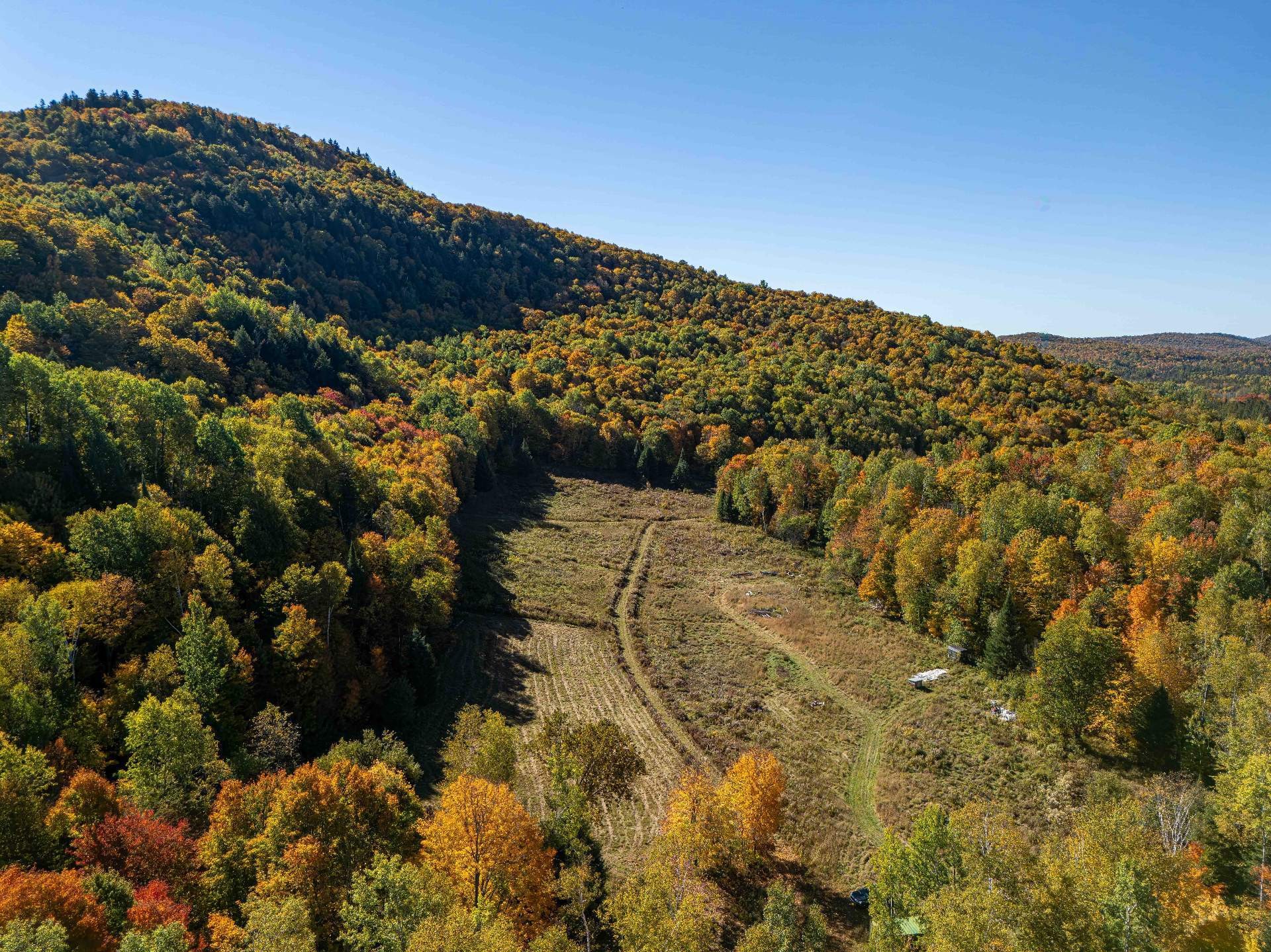 












Ch. du Lac-à-la-Loutre

,
Huberdeau,







QC
J0T1G0

