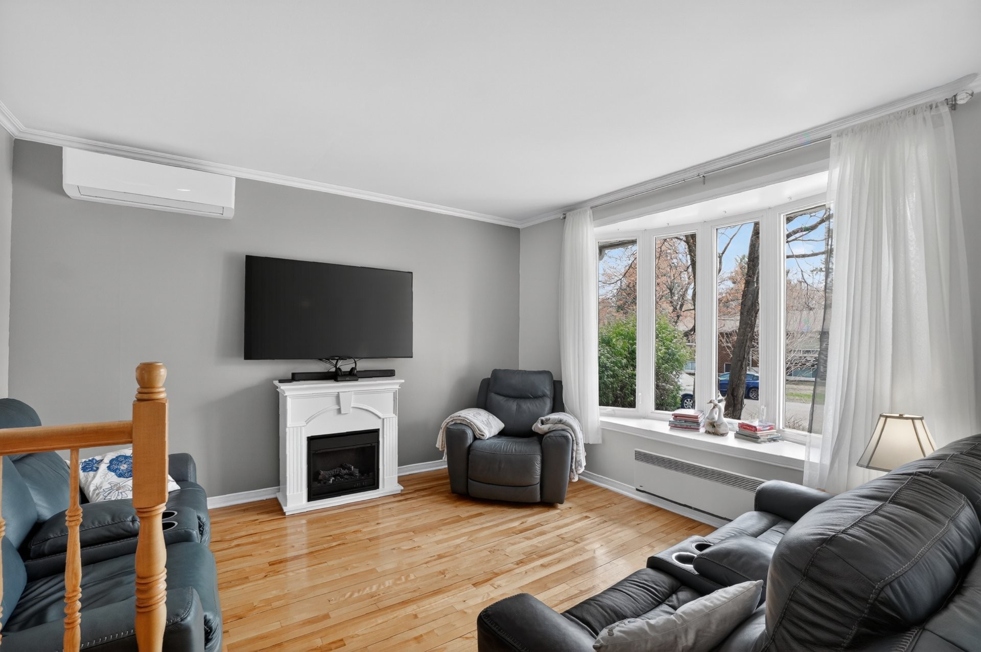 









598


Rue de Versailles

,
Blainville,




QC
J7C2S2

