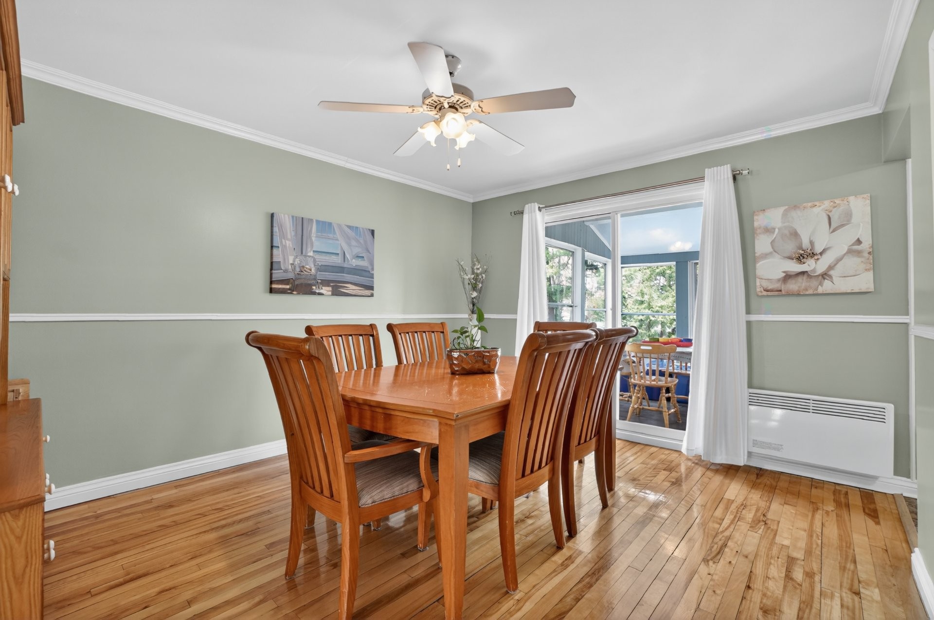 









598


Rue de Versailles

,
Blainville,




QC
J7C2S2

