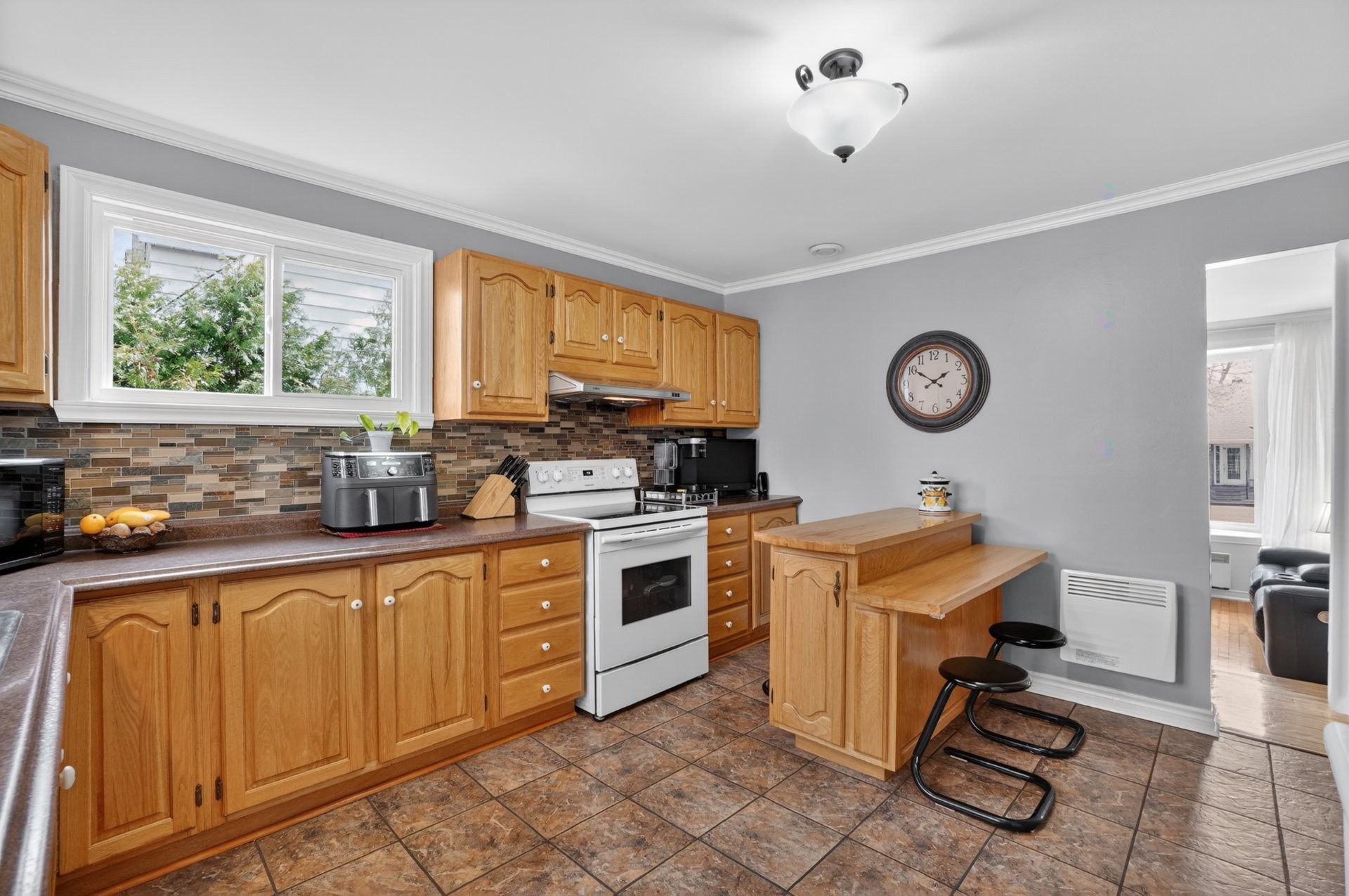 









598


Rue de Versailles

,
Blainville,




QC
J7C2S2

