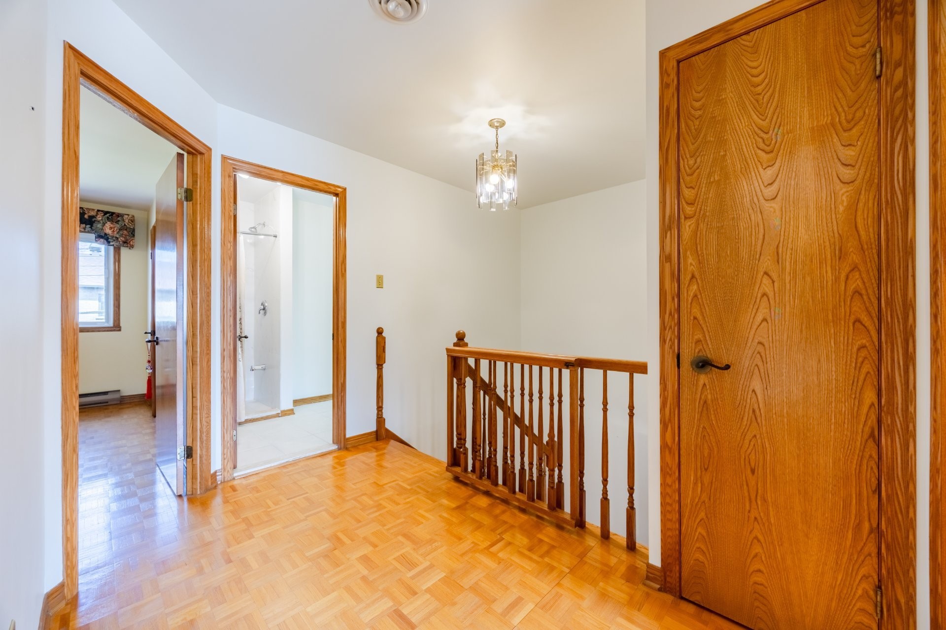 









5698


Rue Hector-Desloges

,
Montréal (Rosemont/La Petite-Patrie),




QC
H1T3Z6

