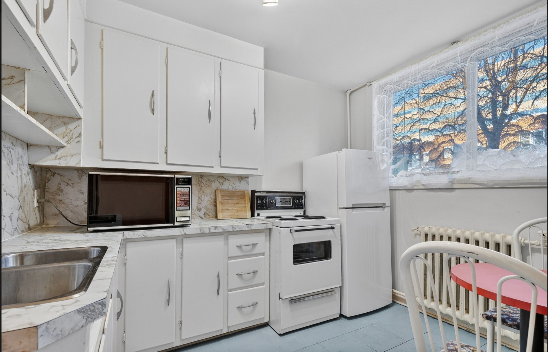 









5150A


Av. Coolbrook

,
Montréal (Côte-des-Neiges/Notre-Dame-de-Grâce),




QC
H3X2L1

