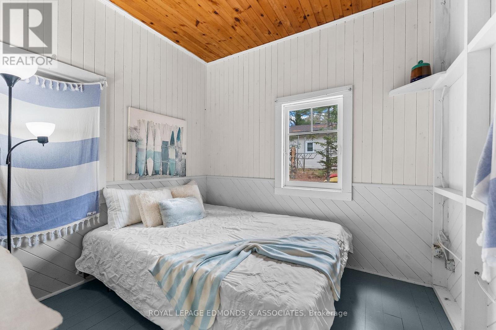 












3696 ROUND LAKE ROAD

,
Killaloe, Hagarty and Richards,




Ontario
K0J2A0

