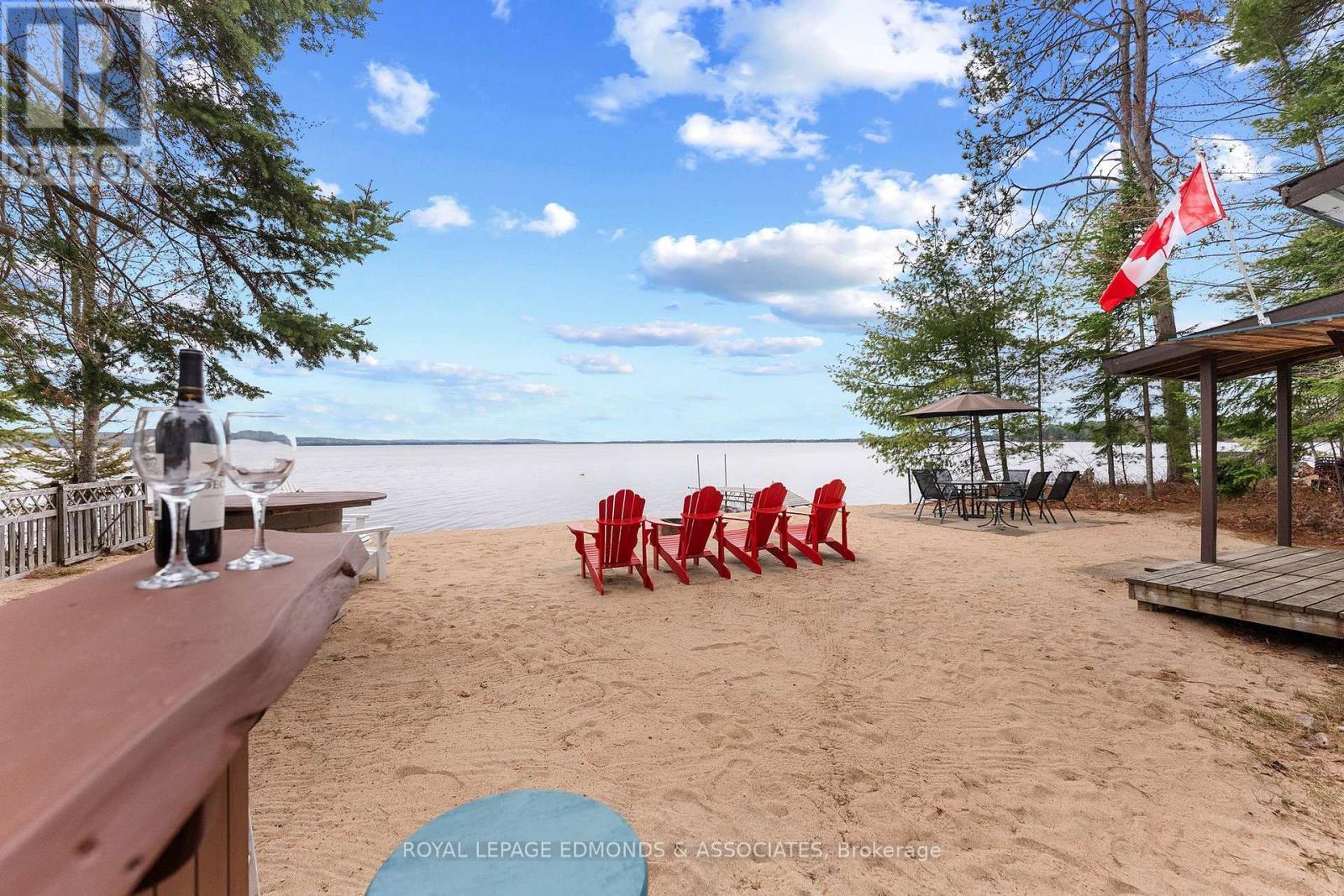 












3696 ROUND LAKE ROAD

,
Killaloe, Hagarty and Richards,




Ontario
K0J2A0

