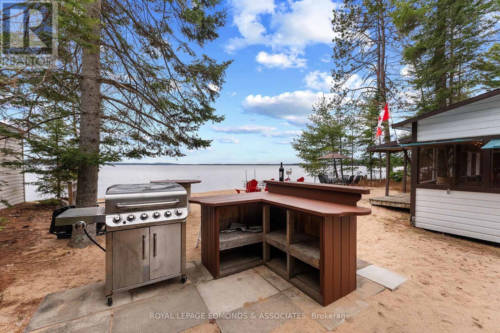 












3696 ROUND LAKE ROAD

,
Killaloe, Hagarty and Richards,




Ontario
K0J2A0


