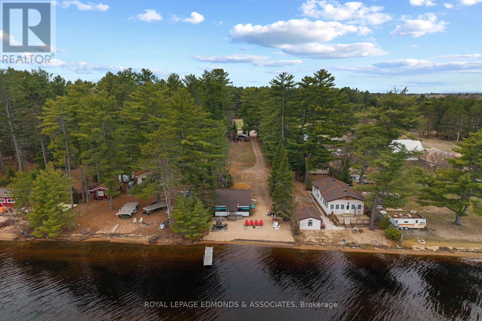 












3696 ROUND LAKE ROAD

,
Killaloe, Hagarty and Richards,




Ontario
K0J2A0

