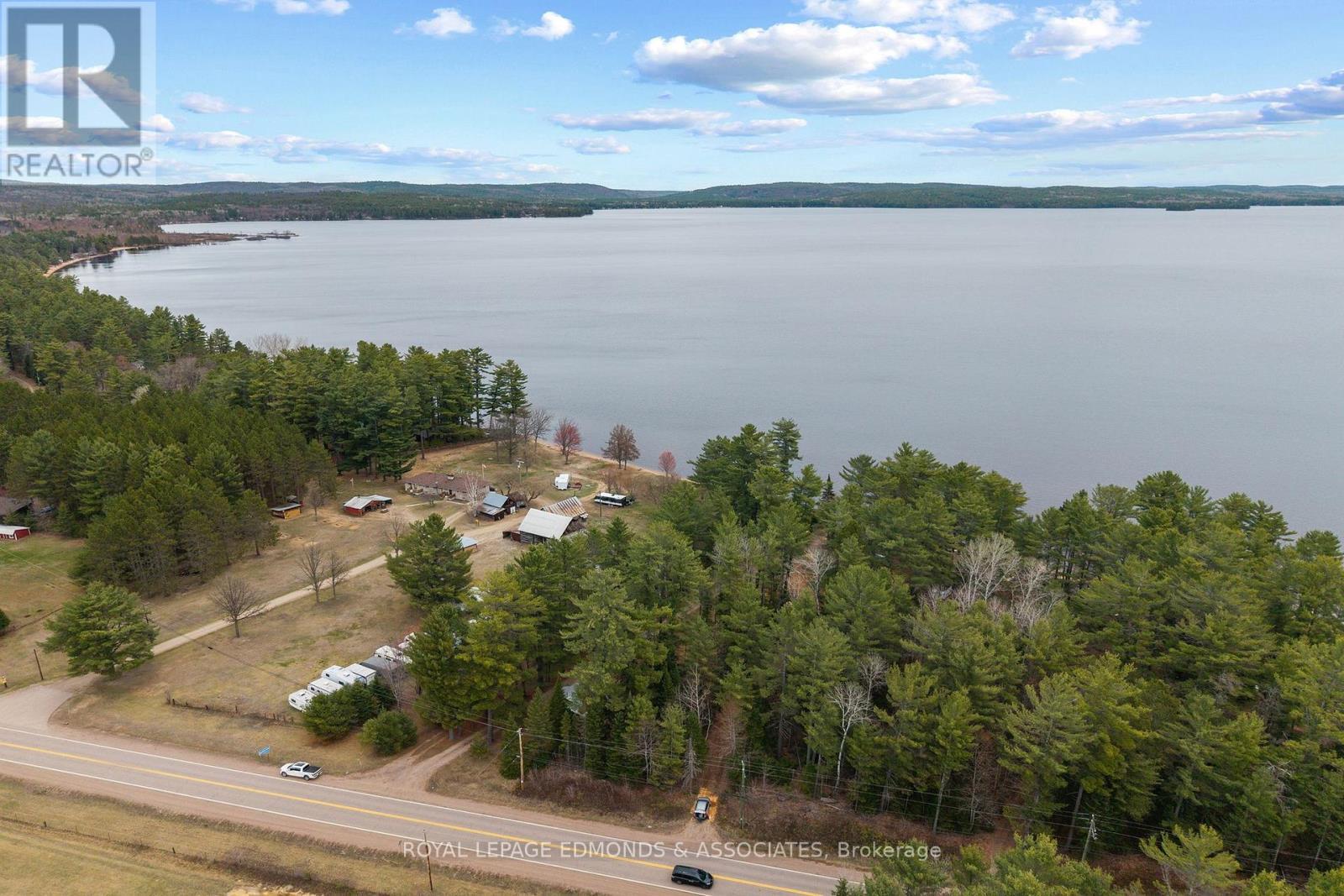 












3696 ROUND LAKE ROAD

,
Killaloe, Hagarty and Richards,




Ontario
K0J2A0

