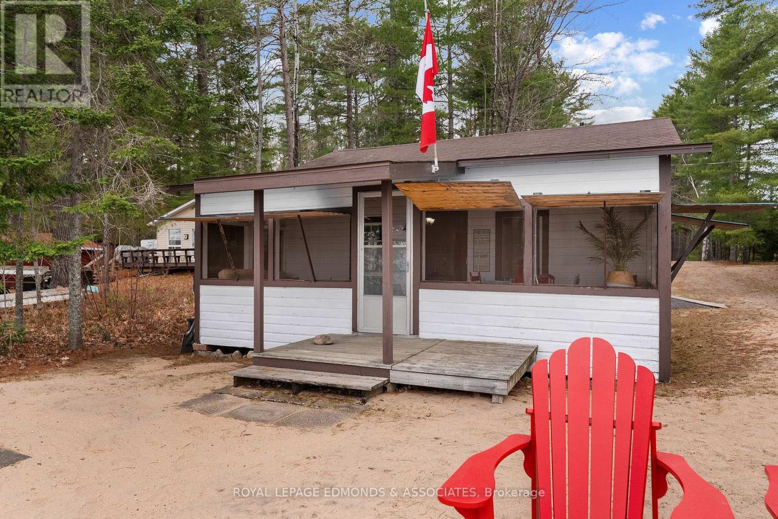 












3696 ROUND LAKE ROAD

,
Killaloe, Hagarty and Richards,




Ontario
K0J2A0


