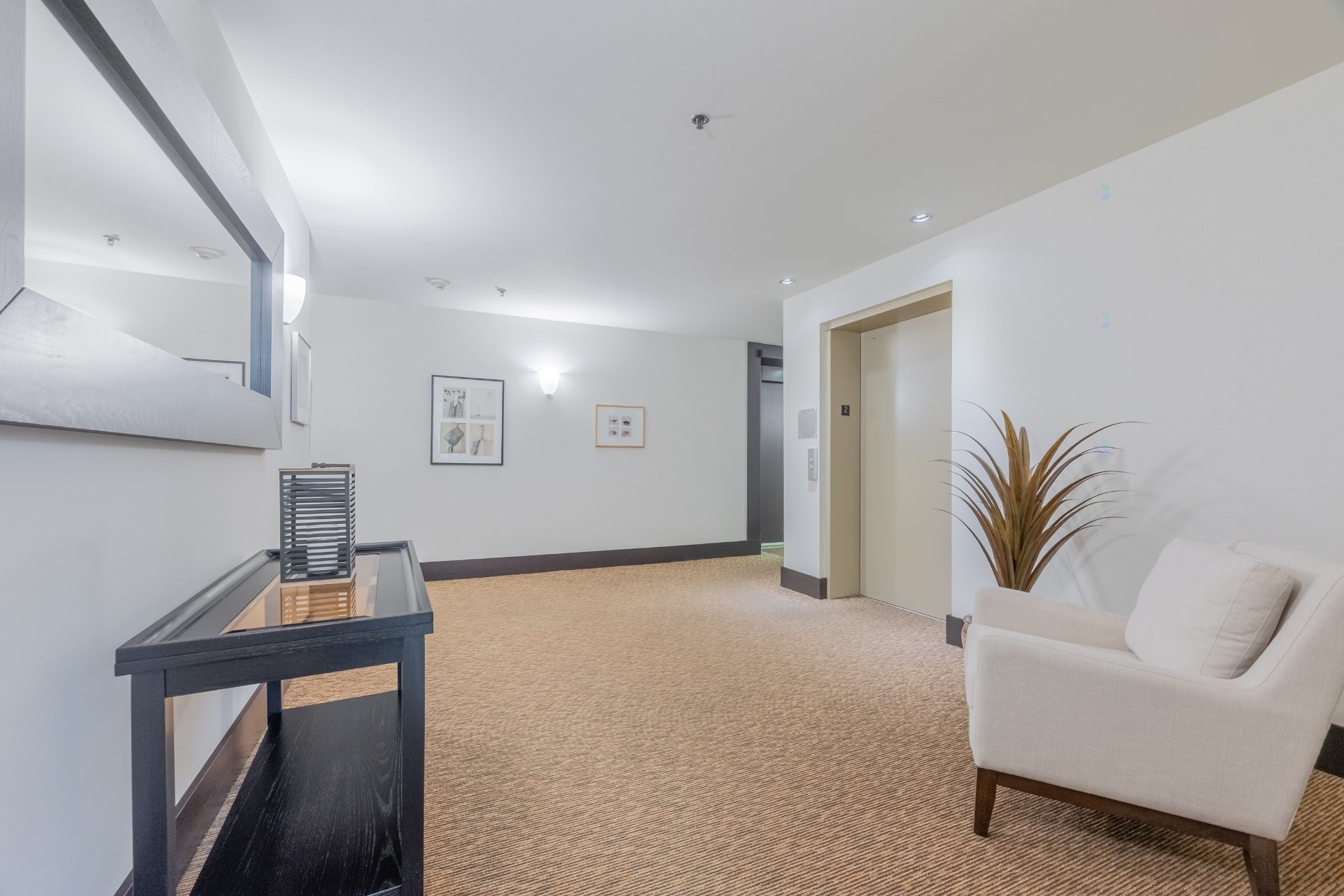 









303


Boul. Clairevue E.

, 2102,
Saint-Bruno-de-Montarville,




QC
J3V0B2

