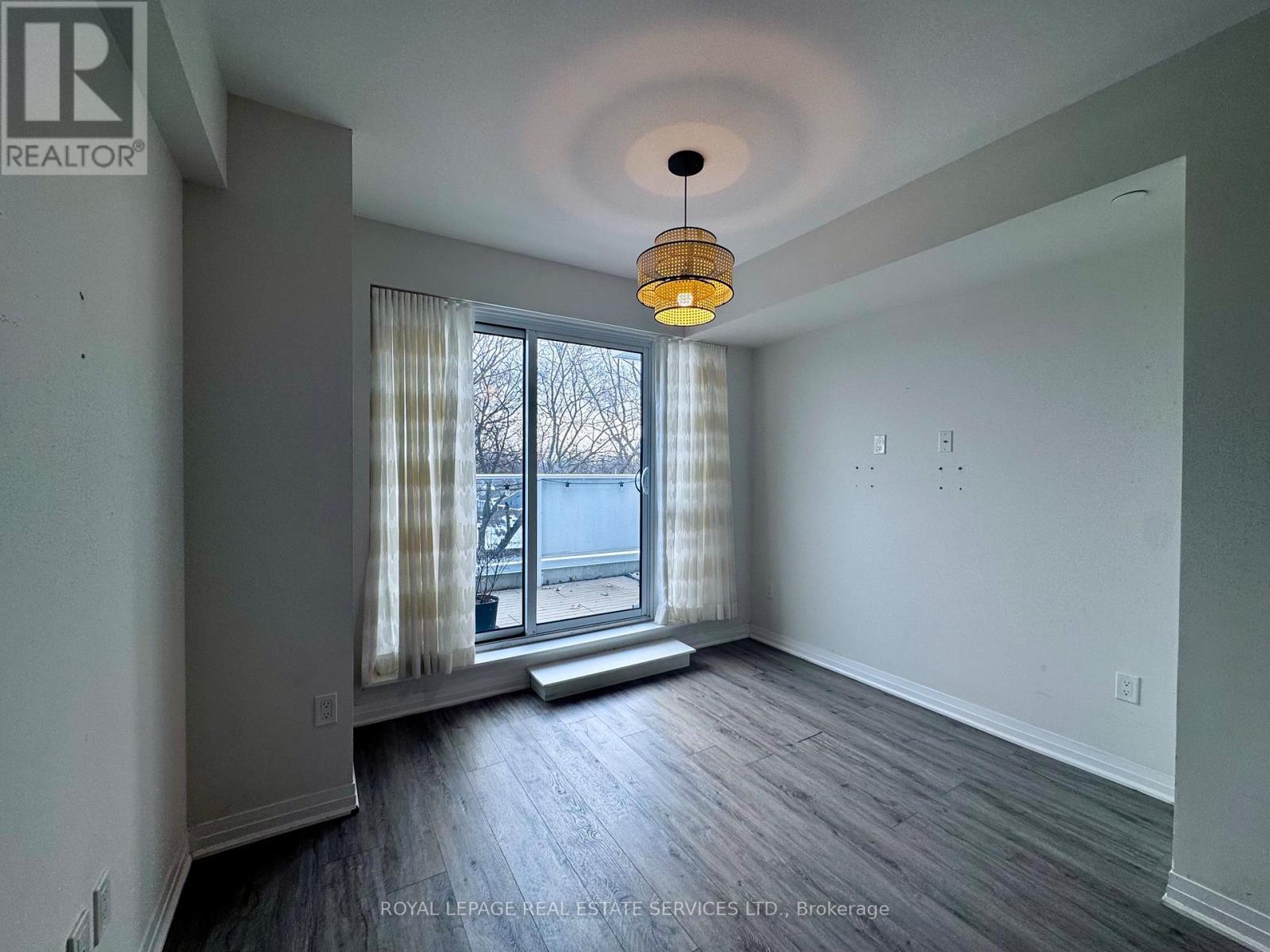 












408 - 2301 DANFORTH AVENUE

,
Toronto,




Ontario
M4C0A7

