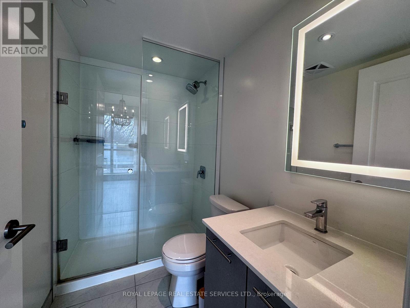 












408 - 2301 DANFORTH AVENUE

,
Toronto,




Ontario
M4C0A7


