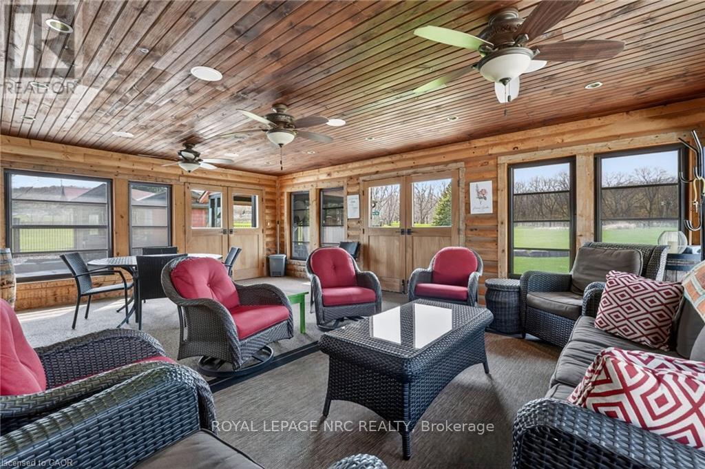 












4354 MOUNTAINVIEW ROAD

,
Lincoln (Beamsville),




Ontario
L3J2C8

