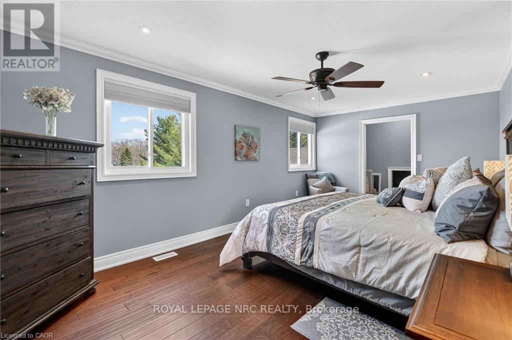 












4354 MOUNTAINVIEW ROAD

,
Lincoln (Beamsville),




Ontario
L3J2C8


