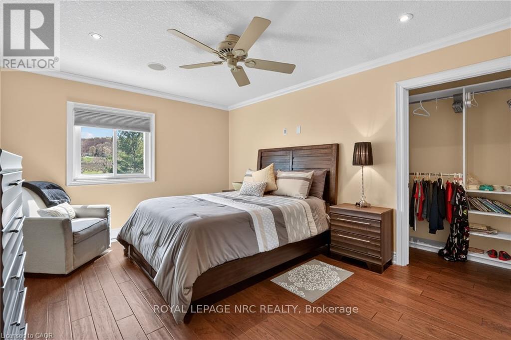 












4354 MOUNTAINVIEW ROAD

,
Lincoln (Beamsville),




Ontario
L3J2C8

