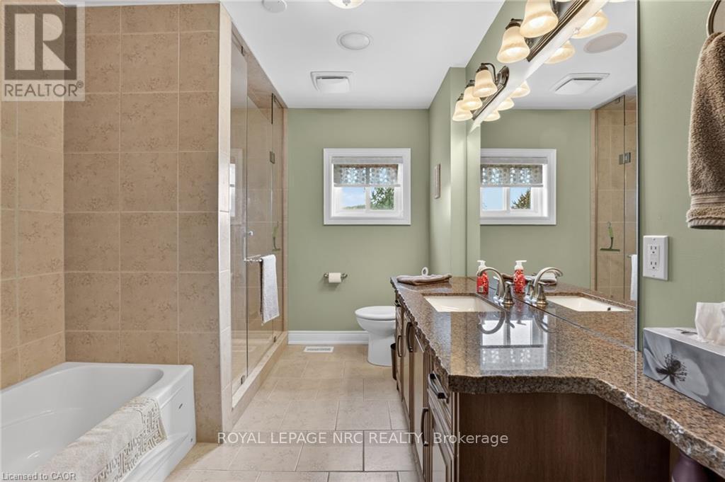 












4354 MOUNTAINVIEW ROAD

,
Lincoln (Beamsville),




Ontario
L3J2C8

