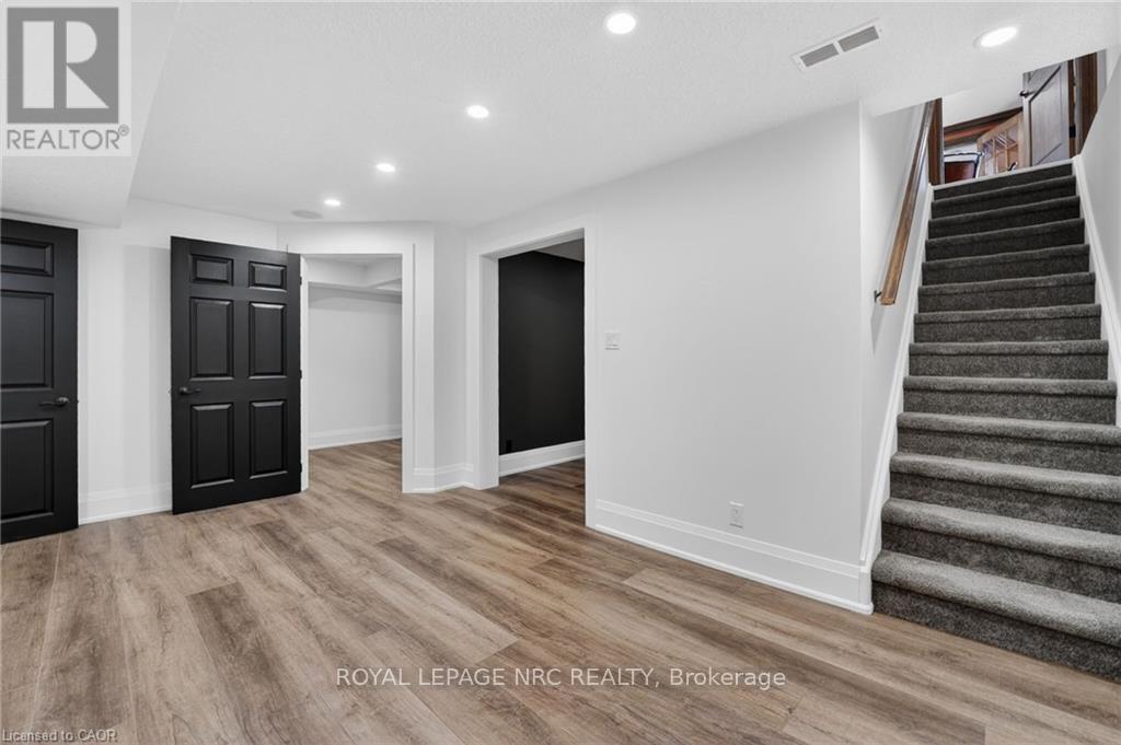 












4354 MOUNTAINVIEW ROAD

,
Lincoln (Beamsville),




Ontario
L3J2C8

