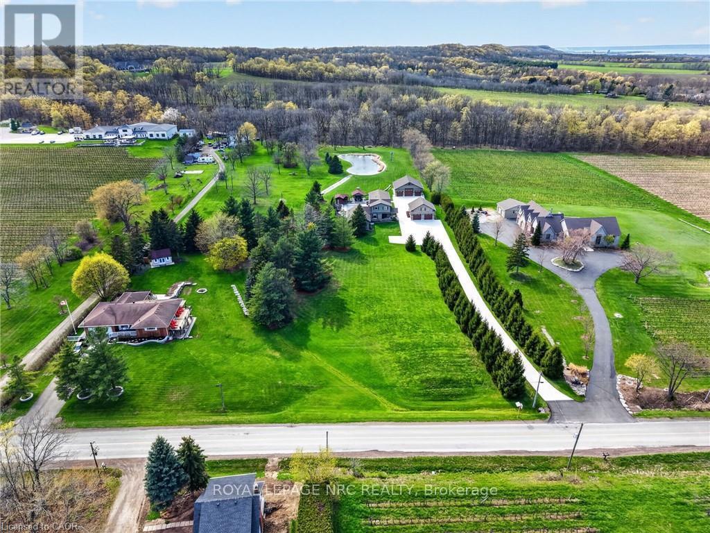 












4354 MOUNTAINVIEW ROAD

,
Lincoln (Beamsville),




Ontario
L3J2C8

