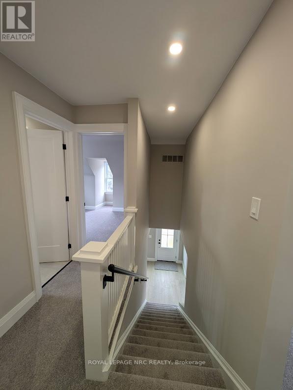 












6486 CULP STREET

,
Niagara Falls (Dorchester),




Ontario
L2G2C1


