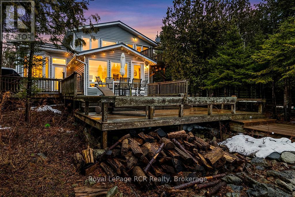 












1166 DORCAS BAY ROAD

,
Northern Bruce Peninsula,




Ontario
N0H2R0

