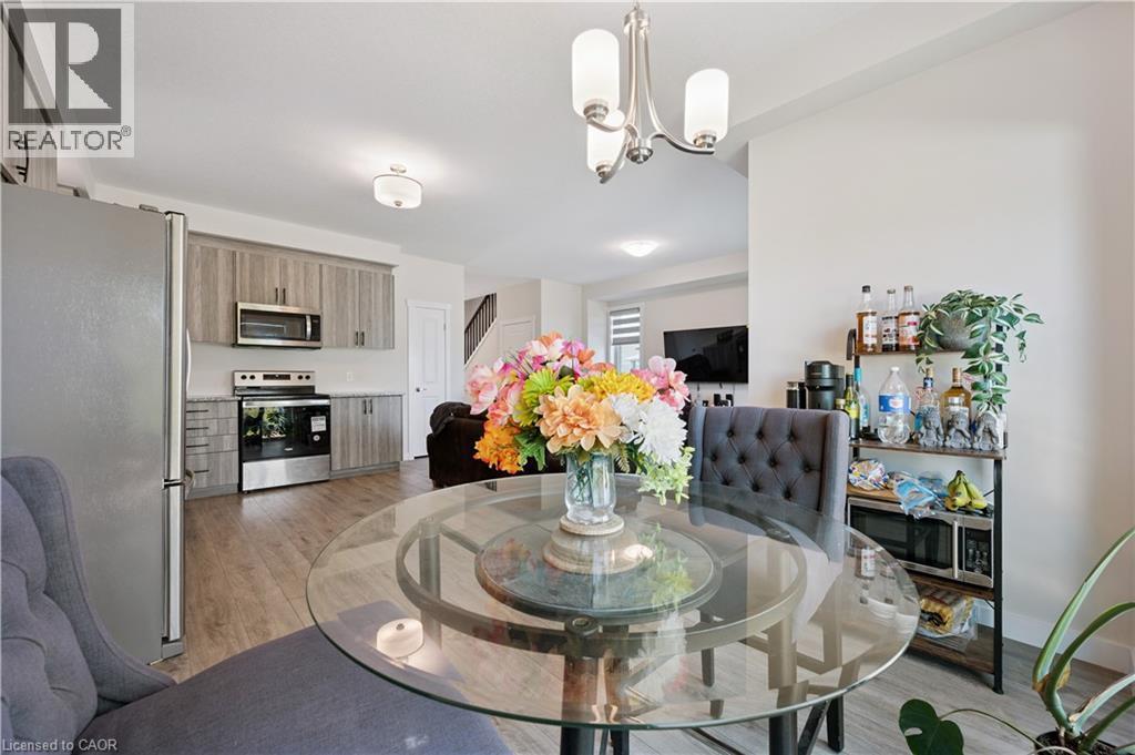 












40 MOON Crescent

,
Cambridge,




Ontario
N1S0C4

