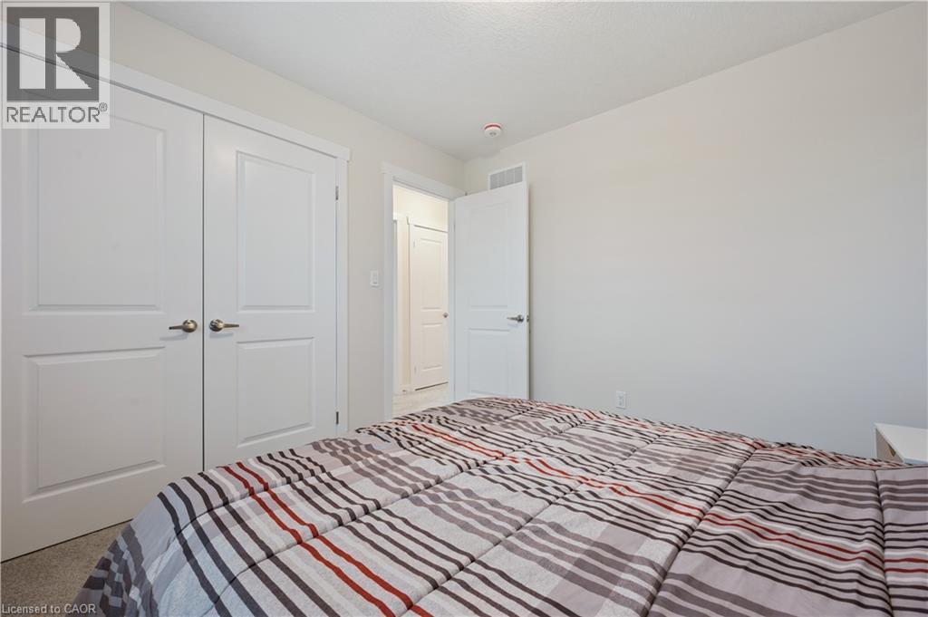 












40 MOON Crescent

,
Cambridge,




Ontario
N1S0C4

