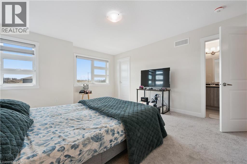 












40 MOON Crescent

,
Cambridge,




Ontario
N1S0C4

