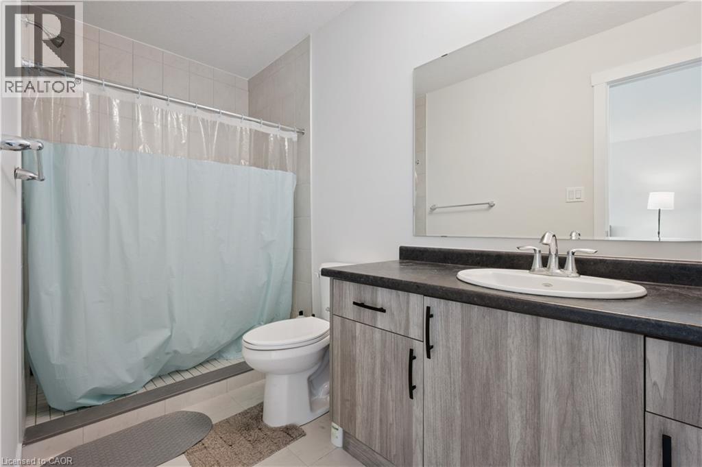 












40 MOON Crescent

,
Cambridge,




Ontario
N1S0C4


