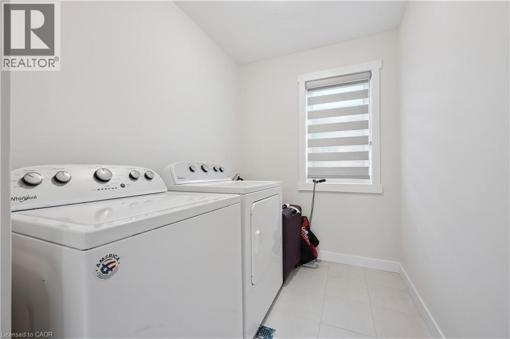 












40 MOON Crescent

,
Cambridge,




Ontario
N1S0C4

