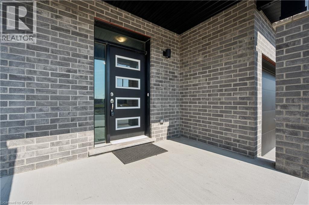 












40 MOON Crescent

,
Cambridge,




Ontario
N1S0C4

