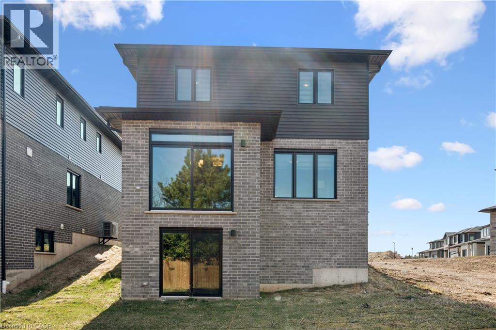 












40 MOON Crescent

,
Cambridge,




Ontario
N1S0C4

