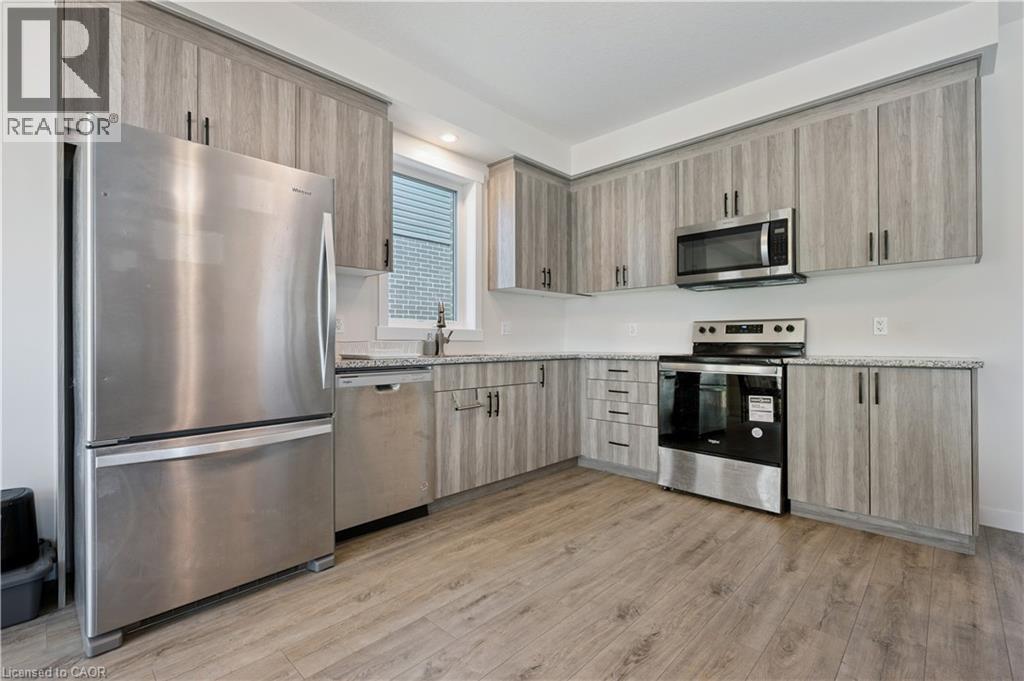 












40 MOON Crescent

,
Cambridge,




Ontario
N1S0C4

