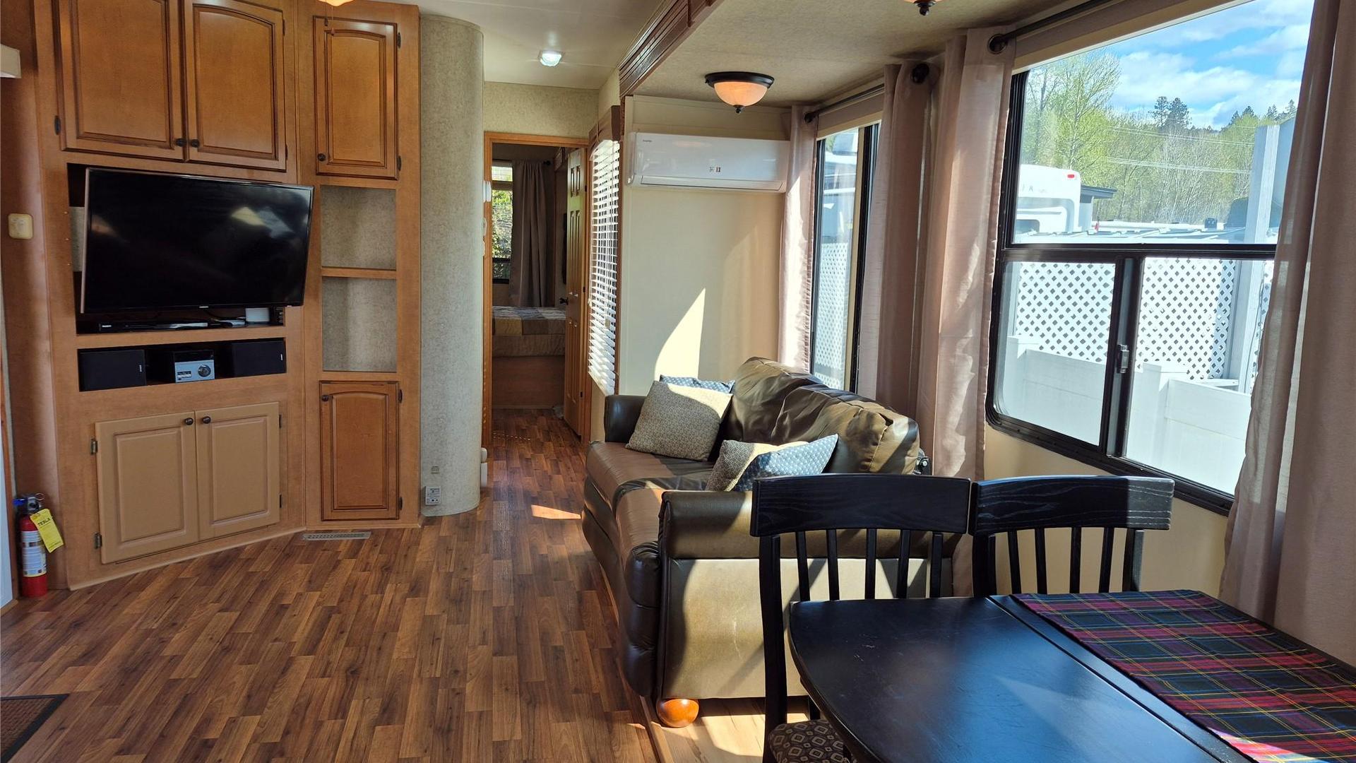 









415


Commonwealth

Road, 278,
Kelowna,




BC
V4V 1P4

