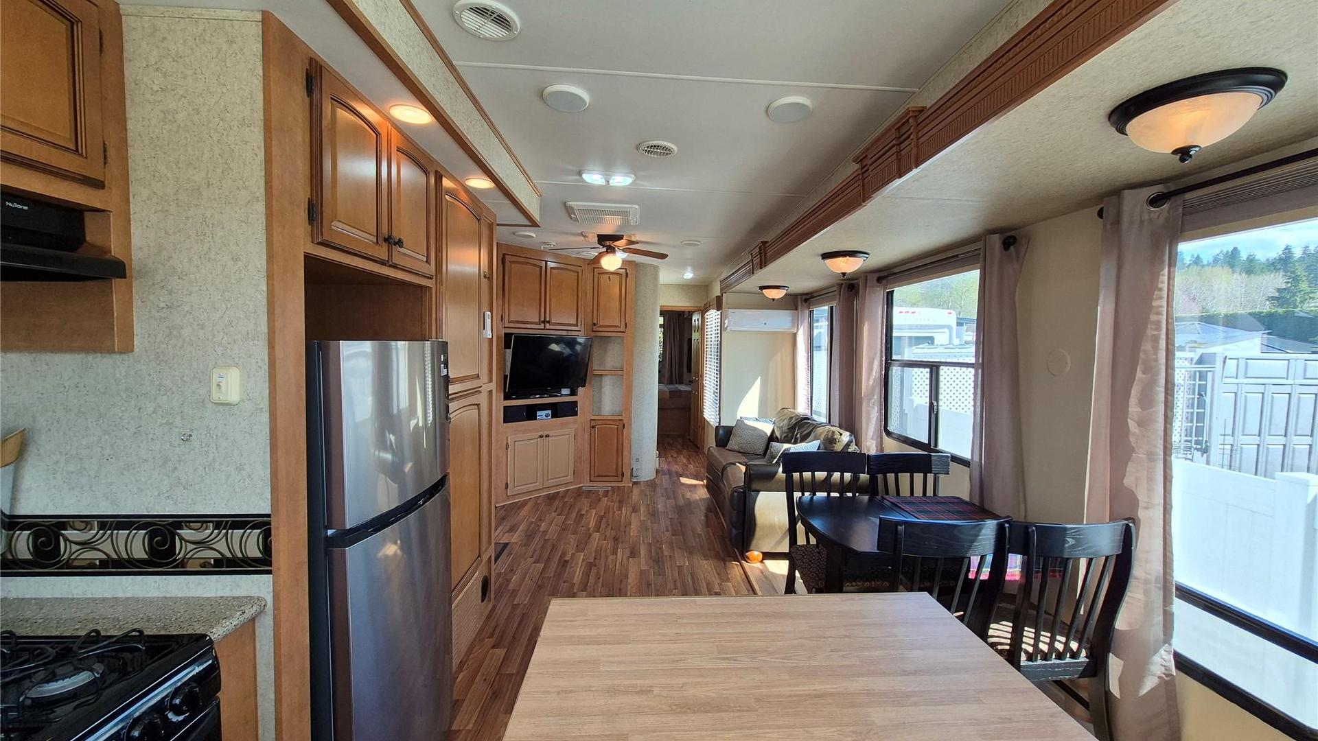 









415


Commonwealth

Road, 278,
Kelowna,




BC
V4V 1P4


