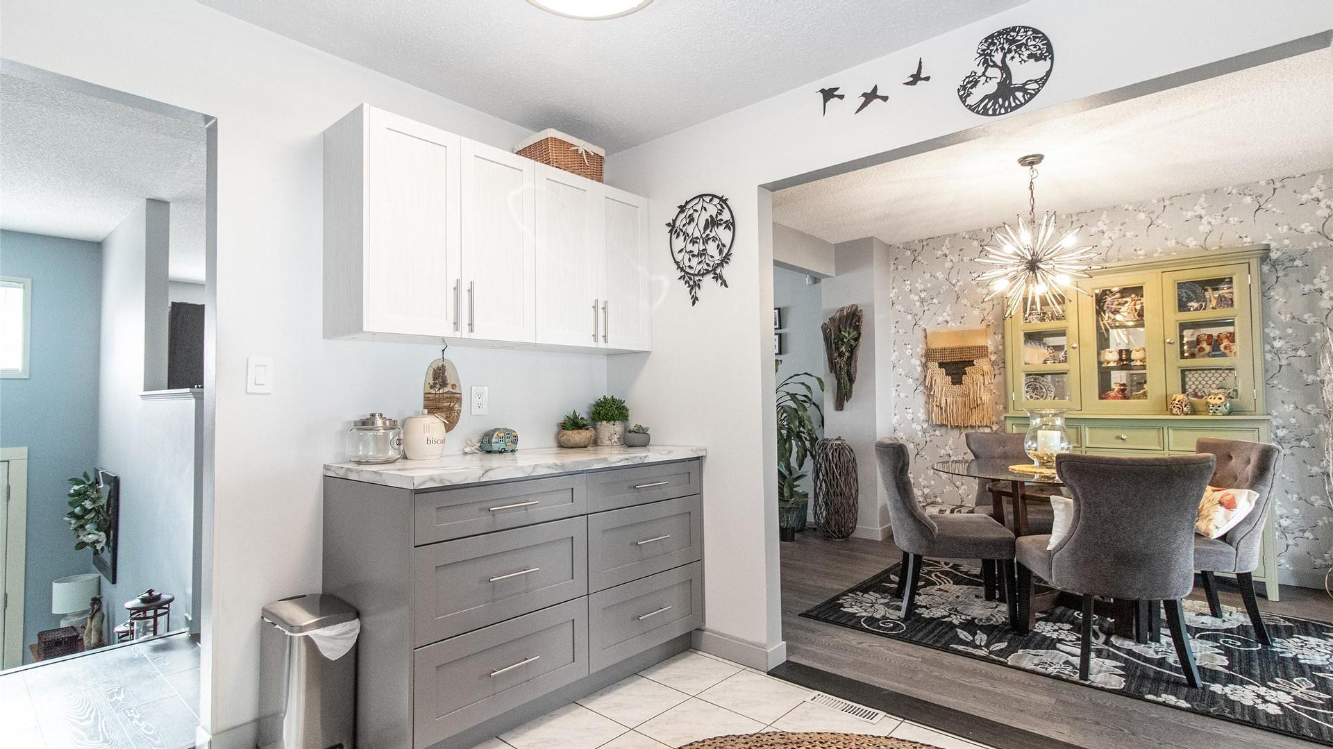 









2111


Wilkinson

Street,
Kelowna,




BC
V1Y 4A1

