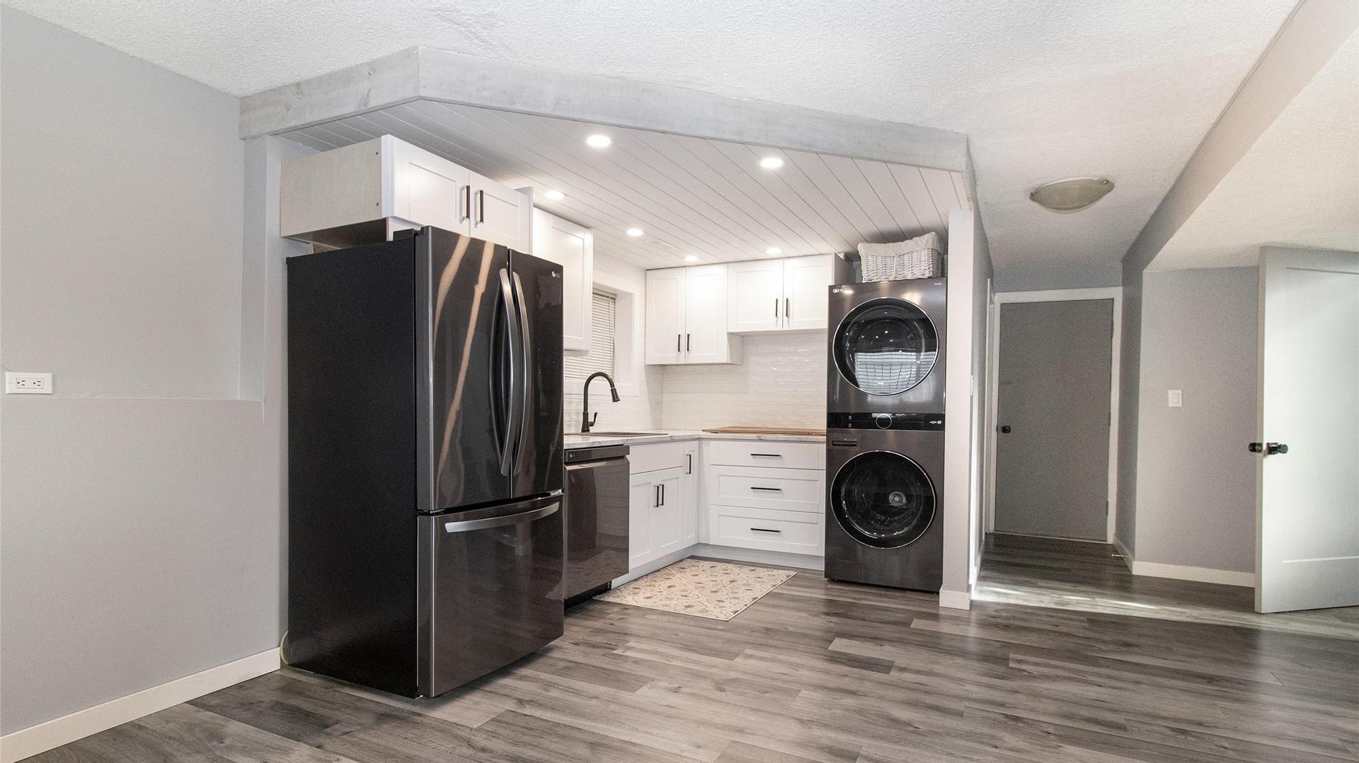 









2111


Wilkinson

Street,
Kelowna,




BC
V1Y 4A1

