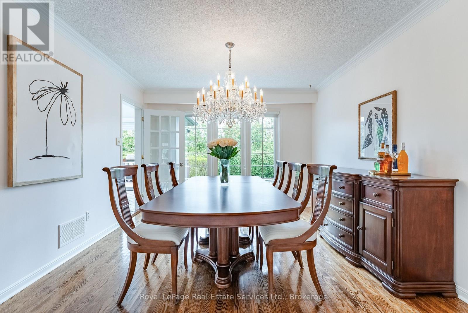 












2082 MISSISSAUGA ROAD

,
Mississauga (Sheridan),




Ontario
L5H2K6

