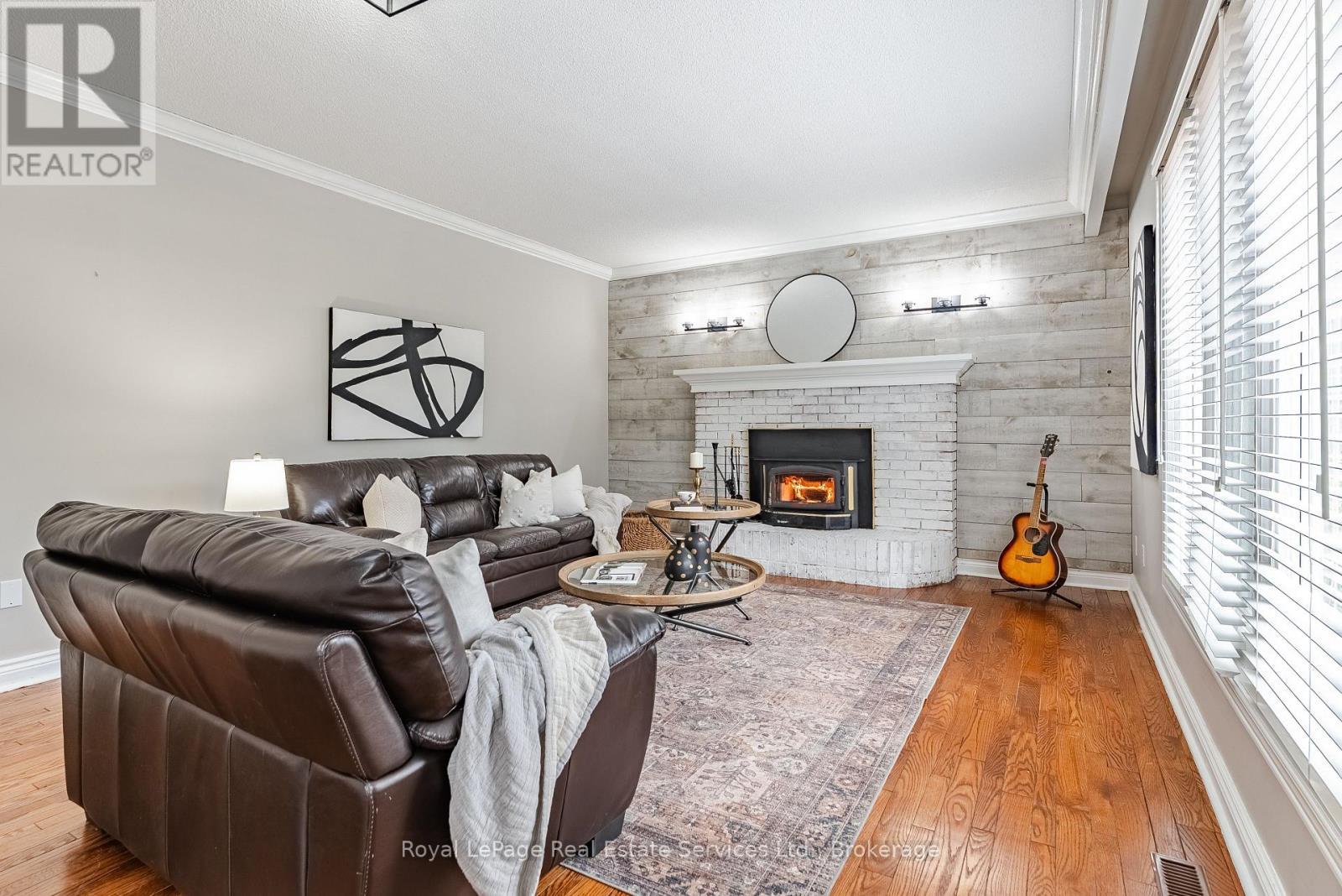 












2082 MISSISSAUGA ROAD

,
Mississauga (Sheridan),




Ontario
L5H2K6

