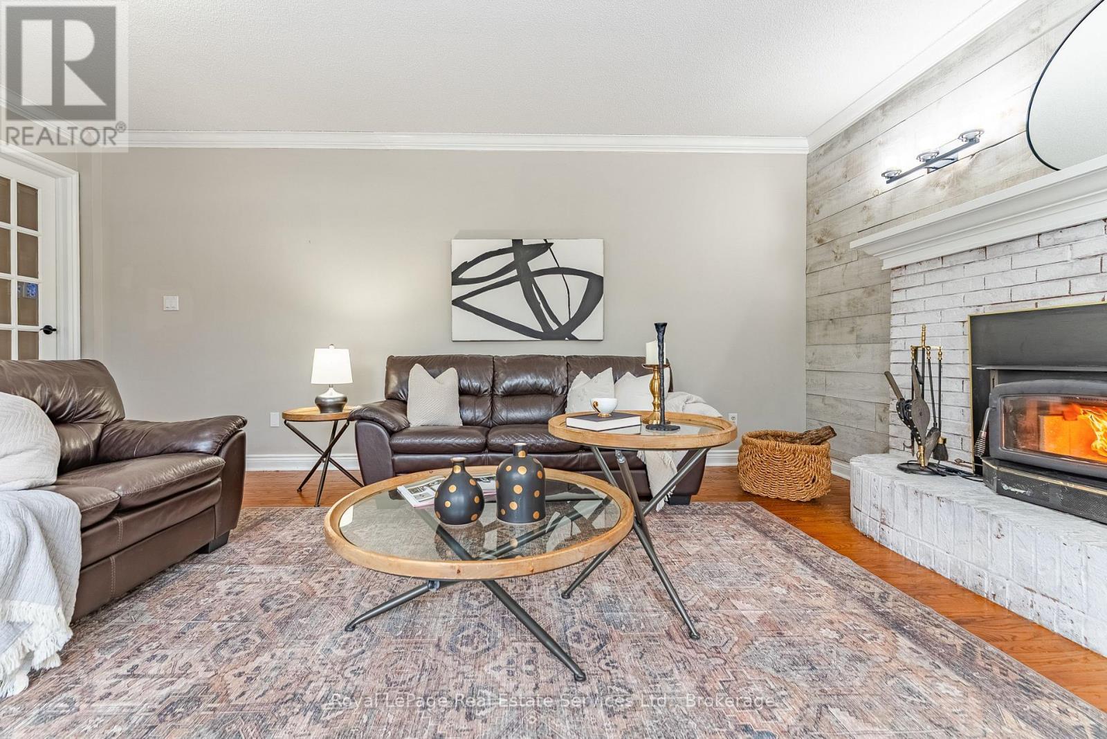 












2082 MISSISSAUGA ROAD

,
Mississauga (Sheridan),




Ontario
L5H2K6

