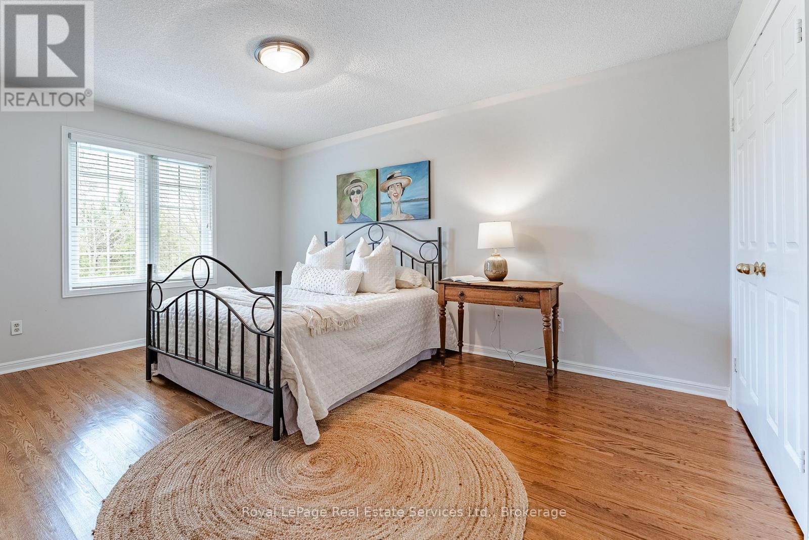 












2082 MISSISSAUGA ROAD

,
Mississauga (Sheridan),




Ontario
L5H2K6

