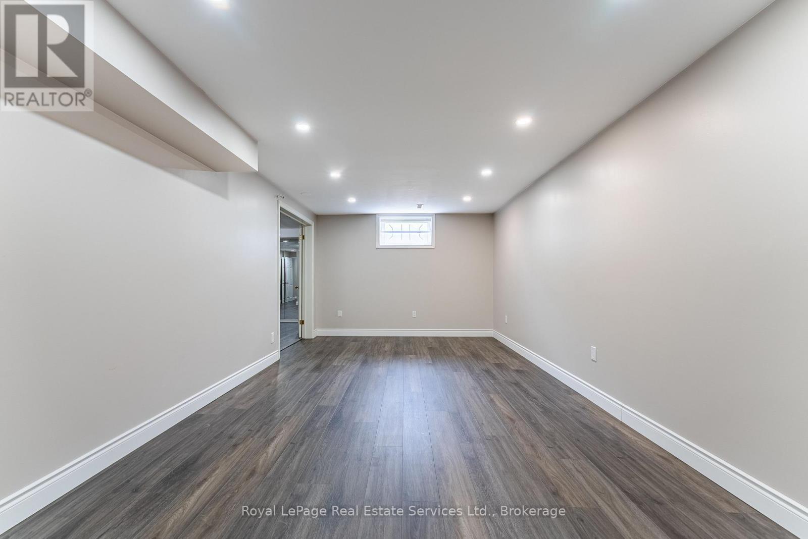 












2082 MISSISSAUGA ROAD

,
Mississauga (Sheridan),




Ontario
L5H2K6

