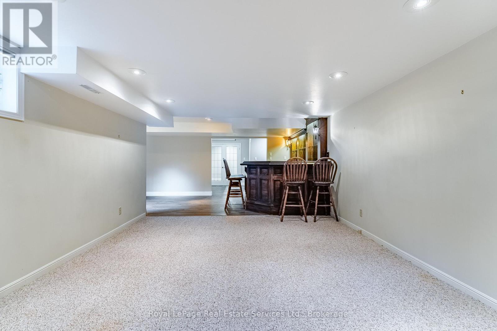 












2082 MISSISSAUGA ROAD

,
Mississauga (Sheridan),




Ontario
L5H2K6

