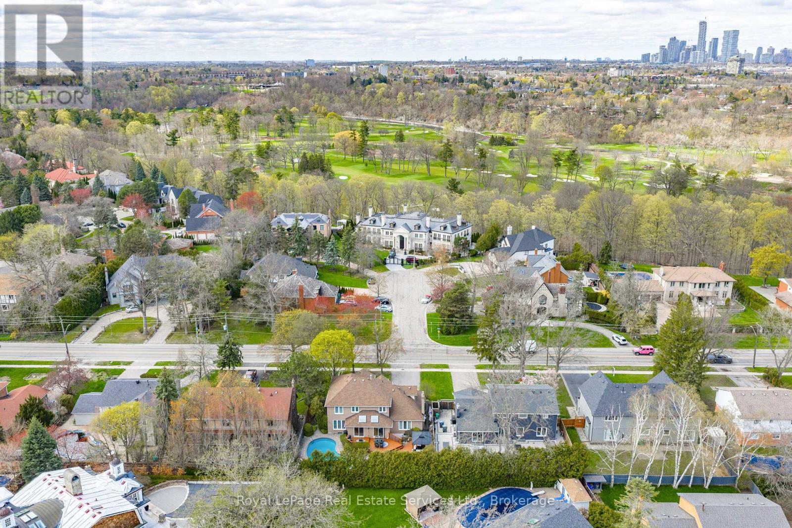 












2082 MISSISSAUGA ROAD

,
Mississauga (Sheridan),




Ontario
L5H2K6

