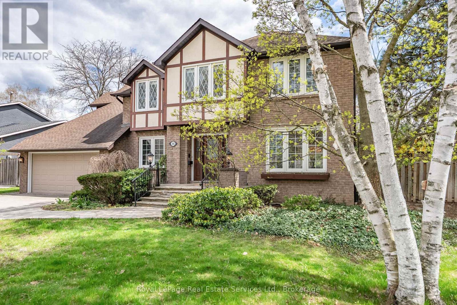 












2082 MISSISSAUGA ROAD

,
Mississauga (Sheridan),




Ontario
L5H2K6

